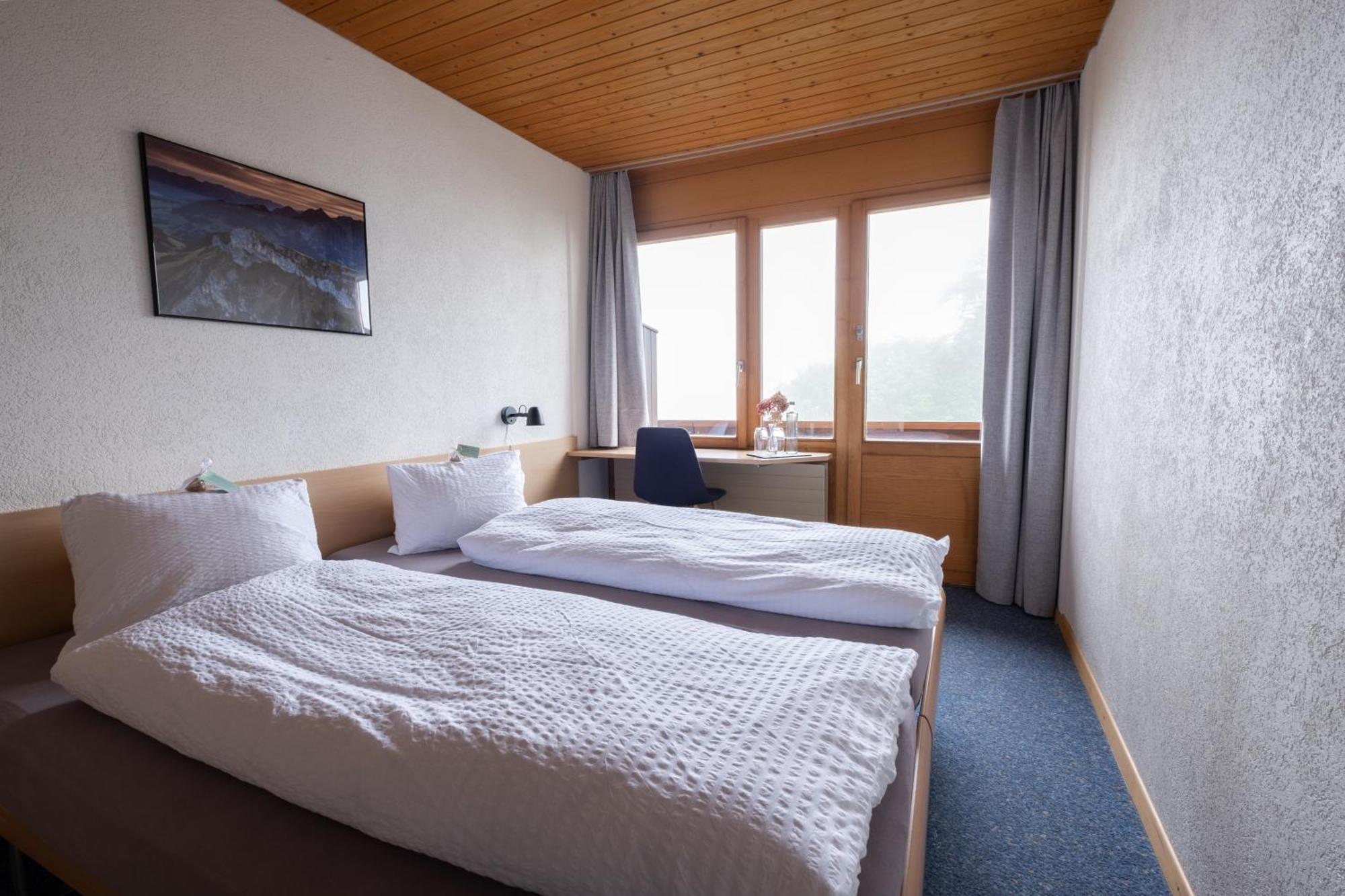 Auszeit-Hotel Z Aeschiried Aeschi Bei Spiez Bilik gambar